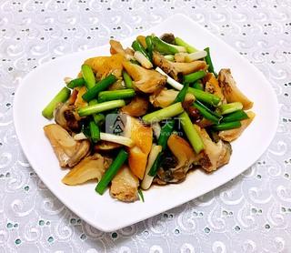 小菜拌假<a href=/shicai/shuichanpin/BaoYu/index.html target=_blank><u>鲍鱼</u></a>