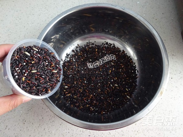 #苏泊尔•蒸汽球釜#墨米<a href=/shicai/guopin/LianZi/index.html target=_blank><u>莲子</u></a>饭的做法