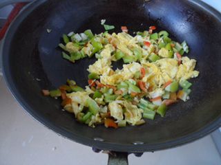 尖椒<a href=/shicai/rouqin/JiDan/index.html target=_blank><u>鸡蛋</u></a>酱