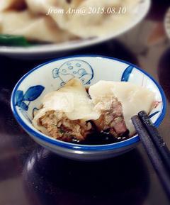 <a href=/shicai/guopin/XiGua/index.html target=_blank><u>西瓜</u></a>皮馅饺子