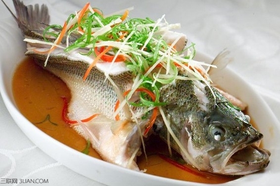 <a href=/shicai/shuichanpin/LuYu/index.html target=_blank><u>鲈鱼</u></a>不能和什么一起吃