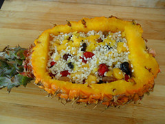 <a href=/shicai/guopin/BoLuo/index.html target=_blank><u>菠萝</u></a>糯<a href=/shicai/mimian/MiFan/index.html target=_blank><u>米饭</u></a>