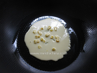 香甜<a href=/shicai/mimian/YuMi/index.html target=_blank><u>玉米</u></a>软饼