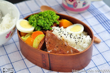 <a href=/shicai/rouqin/NiuPai/index.html target=_blank><u>牛排</u></a>便当