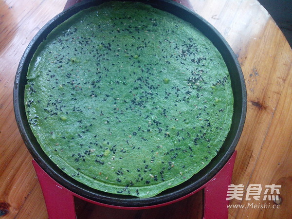 <a href=/shicai/shucai/BoCai/index.html target=_blank><u>菠菜</u></a><a href=/shicai/rouqin/JiDan/index.html target=_blank><u>鸡蛋</u></a>饼的做法