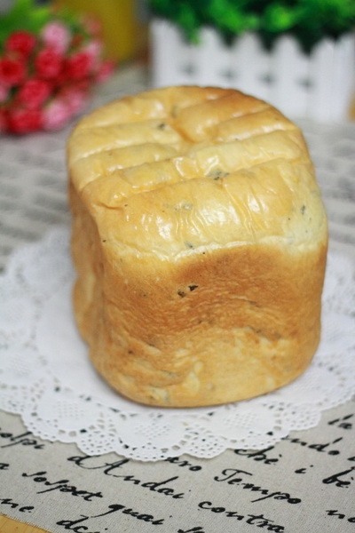 <a href=/shicai/shuichanpin/HaiTai/index.html target=_blank><u>海苔</u></a><a href=/shicai/mimian/TuSi/index.html target=_blank><u>吐司</u></a>的做法