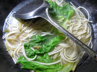 <a href=/shicai/shucai/ZhaCai/index.html target=_blank><u>榨菜</u></a><a href=/shicai/shucai/ShengCai/index.html target=_blank><u>生菜</u></a>汤面