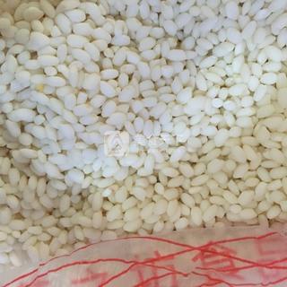 红<a href=/shicai/guopin/Zao/index.html target=_blank><u>枣</u></a><a href=/shicai/mimian/HeiMi/index.html target=_blank><u>黑米</u></a>粥