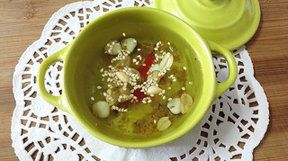 糖<a href=/shicai/shucai/GuiHua/index.html target=_blank><u>桂花</u></a>凉粉