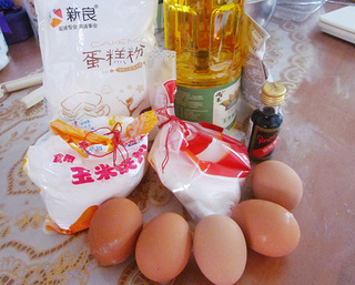 <a href=/shicai/guopin/PuTaoGan/index.html target=_blank><u><a href=/shicai/guopin/PuTao/index.html target=_blank><u>葡萄</u></a>干</u></a><a href=/shicai/guopin/ZhiMa/index.html target=_blank><u>芝麻</u></a><a href=zt/qifengdg target=_blank><u>戚风蛋糕</u></a>