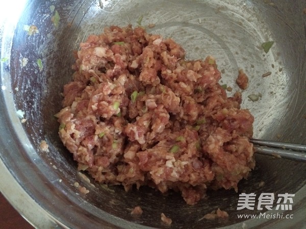 蒲棒<a href=/shicai/rouqin/YangRou/index.html target=_blank><u>羊肉</u></a>的做法