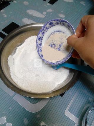 电压力锅版软<a href=/shicai/mimian/MianBao/index.html target=_blank><u>面包</u></a>