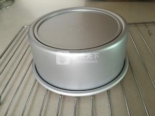 烫面<a href=zt/qifengdg target=_blank><u>戚风蛋糕</u></a>