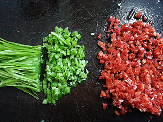 <a href=/shicai/rouqin/JiDan/index.html target=_blank><u>鸡蛋</u></a>炒虾