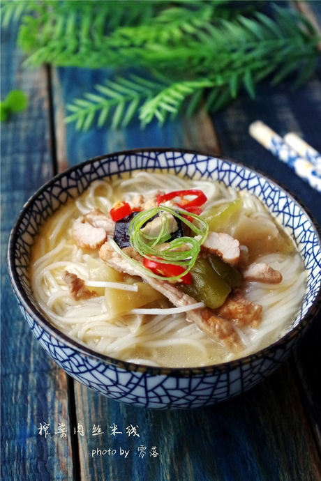 <a href=/shicai/shucai/ZhaCai/index.html target=_blank><u>榨菜</u></a>肉丝<a href=/shicai/mimian/MiXian/index.html target=_blank><u>米线</u></a>