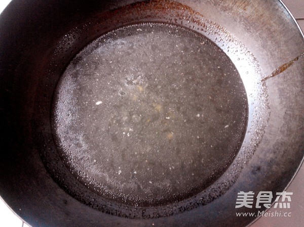 <a href=/shicai/shucai/BaiCai/index.html target=_blank><u>白菜</u></a>冻<a href=/shicai/mimian/DouFu/index.html target=_blank><u>豆腐</u></a><a href=/shicai/rouqin/PaiGu/index.html target=_blank><u>排骨</u></a>汤的做法