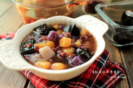 (图)<a href=/shicai/mimian/HongDou/index.html target=_blank><u>红豆</u></a>仙草芋圆