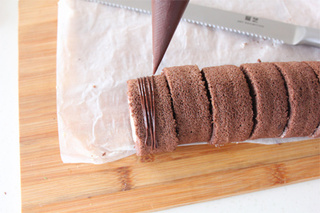 可可奶冻蛋糕卷