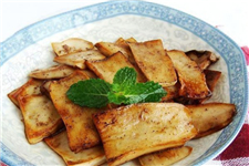 <a href=/shicai/guopin/Xing/index.html target=_blank><u>杏</u></a>鲍菇怎么做好吃