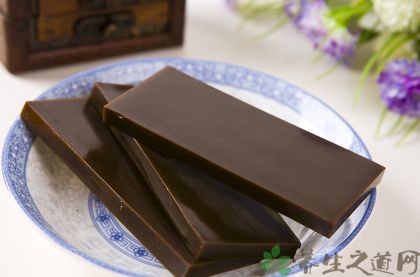 <a href=/shicai/yaoshi/EJiao/index.html target=_blank><u>阿胶</u></a>不能和什么一起吃