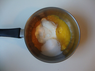 <a href=/shicai/guopin/CaoMei/index.html target=_blank><u>草莓</u></a><a href=/shicai/mimian/SuanNai/index.html target=_blank><u>酸奶</u></a><a href=/shicai/guopin/MangGuo/index.html target=_blank><u>芒果</u></a>慕斯