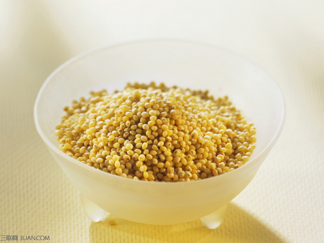 <a href=/shicai/mimian/XiaoMi/index.html target=_blank><u>小米</u></a>的营养价值及做法大全