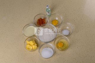 朗姆橙<a href=/shicai/rouqin/PiDan/index.html target=_blank><u>皮蛋</u></a>糕