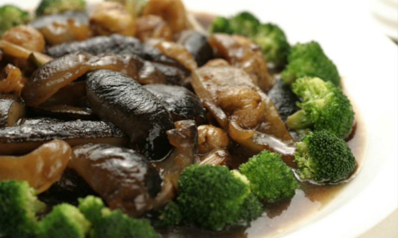 <a href=/shicai/shucai/XiangGu/index.html target=_blank><u>香菇</u></a><a href=/shicai/shucai/XiLanHua/index.html target=_blank><u>西兰花</u></a>