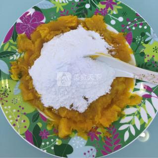 <a href=/shicai/shucai/NanGua/index.html target=_blank><u>南瓜</u></a><a href=/shicai/guopin/ZhiMa/index.html target=_blank><u>芝麻</u></a>球