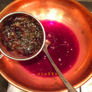 紫<a href=/shicai/guopin/PuTao/index.html target=_blank><u>葡萄</u></a>果酱