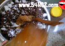 江米<a href=zt/zongzi target=_blank><u>粽子的做法</u></a>4