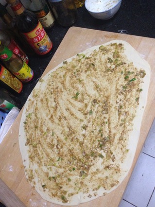 爱心<a href=/shicai/diaoweipin/CongYou/index.html target=_blank><u>葱油</u></a>饼