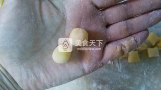 <a href=/shicai/diaoweipin/FengMi/index.html target=_blank><u>蜂蜜</u></a>蛋果子