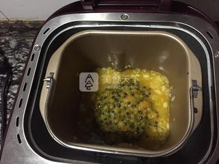 <a href=/shicai/guopin/BaiXiangGuo/index.html target=_blank><u>百香果</u></a>果酱