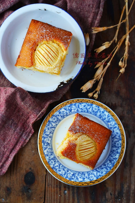 德国<a href=/shicai/guopin/PingGuo/index.html target=_blank><u>苹果</u></a>蛋糕步的做法