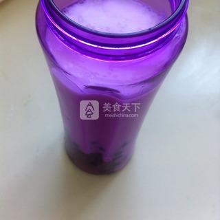 野生山<a href=/shicai/guopin/PuTao/index.html target=_blank><u>葡萄</u></a><a href=/shicai/mimian/SuanNai/index.html target=_blank><u>酸奶</u></a>奶昔