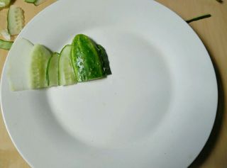 <a href=/shicai/shucai/HuangGua/index.html target=_blank><u>黄瓜</u></a>山水拼盘