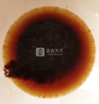 <a href=/shicai/mimian/QiaoKeLi/index.html target=_blank><u>巧克力</u></a>蛋糕