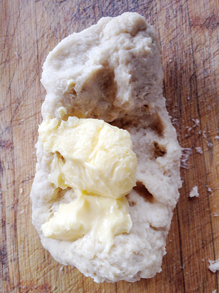 <a href=/shicai/mimian/YuMi/index.html target=_blank><u>玉米</u></a><a href=/shicai/rouqin/HuoTui/index.html target=_blank><u>火腿</u></a>小批萨