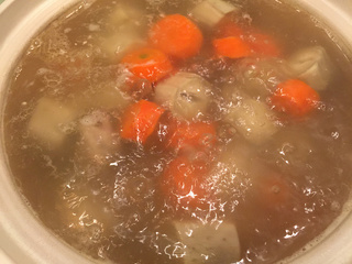 <a href=/shicai/shucai/NiuPang/index.html target=_blank><u>牛蒡</u></a><a href=/shicai/shucai/HongLuoBo/index.html target=_blank><u>红<a href=/shicai/shucai/LuoBo/index.html target=_blank><u>萝卜</u></a></u></a><a href=/shicai/rouqin/PaiGu/index.html target=_blank><u>排骨</u></a>汤