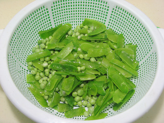 清炒<a href=/shicai/shucai/WanDou/index.html target=_blank><u>豌豆</u></a>荚