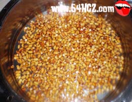 <a href=/shicai/mimian/HongDou/index.html target=_blank><u>红豆</u></a><a href=zt/zongzi target=_blank><u>粽子的做法</u></a>2