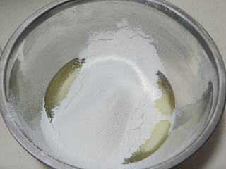 椰蓉<a href=zt/qifengdg target=_blank><u>戚风蛋糕</u></a>