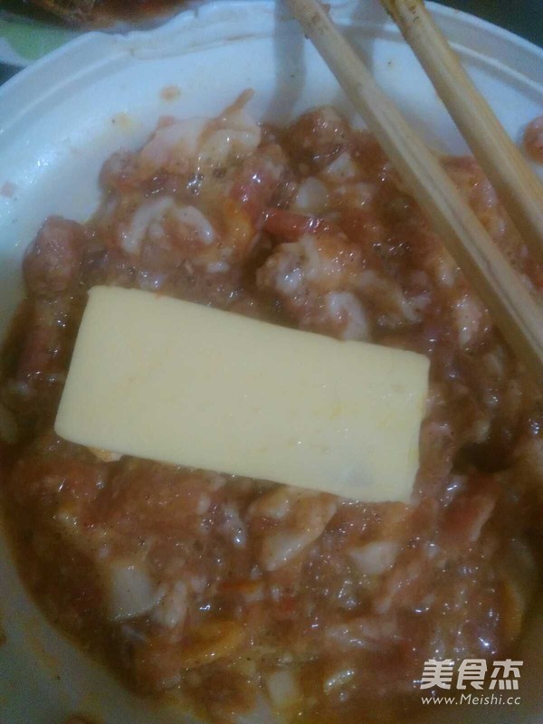 <a href=/shicai/shucai/HongShu/index.html target=_blank><u>红薯</u></a><a href=/shicai/rouqin/PeiGen/index.html target=_blank><u>培根</u></a>饼的做法