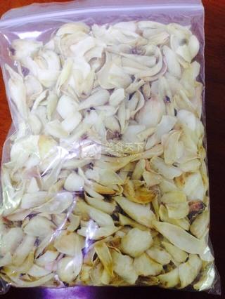 <a href=/shicai/shucai/BaiHe/index.html target=_blank><u>百合</u></a>雪<a href=/shicai/guopin/Li/index.html target=_blank><u>梨</u></a><a href=/shicai/yaoshi/YaWo/index.html target=_blank><u>燕窝</u></a>