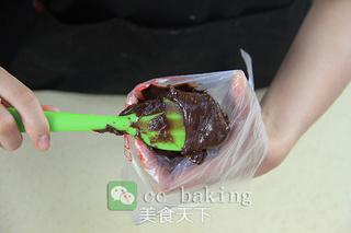 <a href=/shicai/mimian/QiaoKeLi/index.html target=_blank><u>巧克力</u></a>熔岩蛋糕