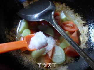 <a href=/shicai/shucai/XiHongShi/index.html target=_blank><u>西红柿</u></a>煮夜开花