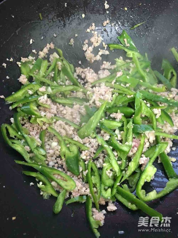 肉末<a href=/shicai/shucai/QieZi/index.html target=_blank><u>茄子</u></a>的做法