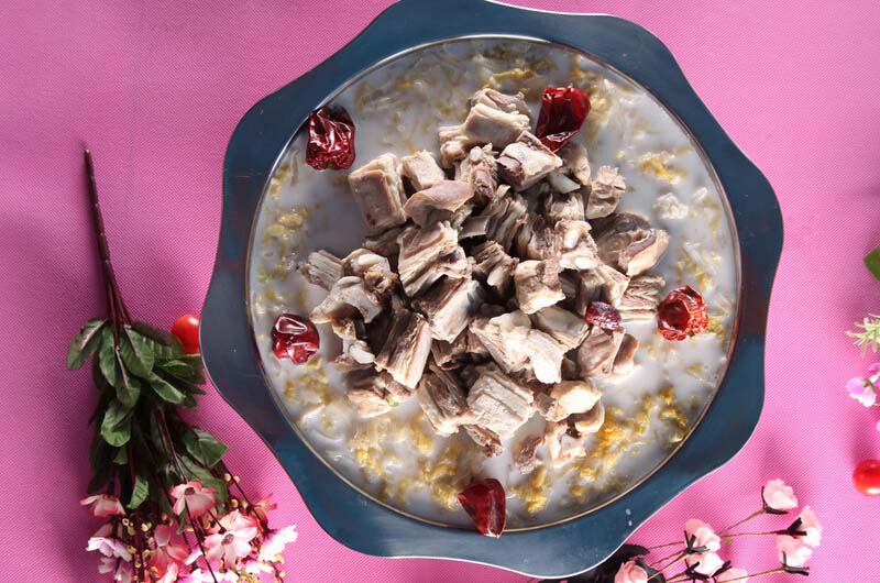 <a href=/shicai/rouqin/YangRou/index.html target=_blank><u>羊肉</u></a><a href=zt/huoguo target=_blank><u>火锅的做法大全</u></a>2