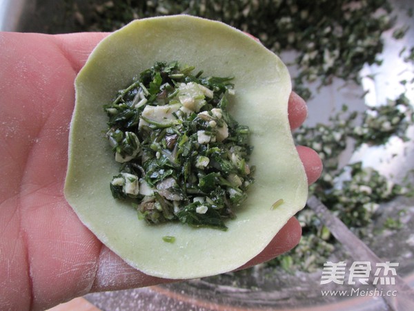 #素食也美味#翡翠<a href=/shicai/shucai/JiCai/index.html target=_blank><u>荠菜</u></a>饺子的做法